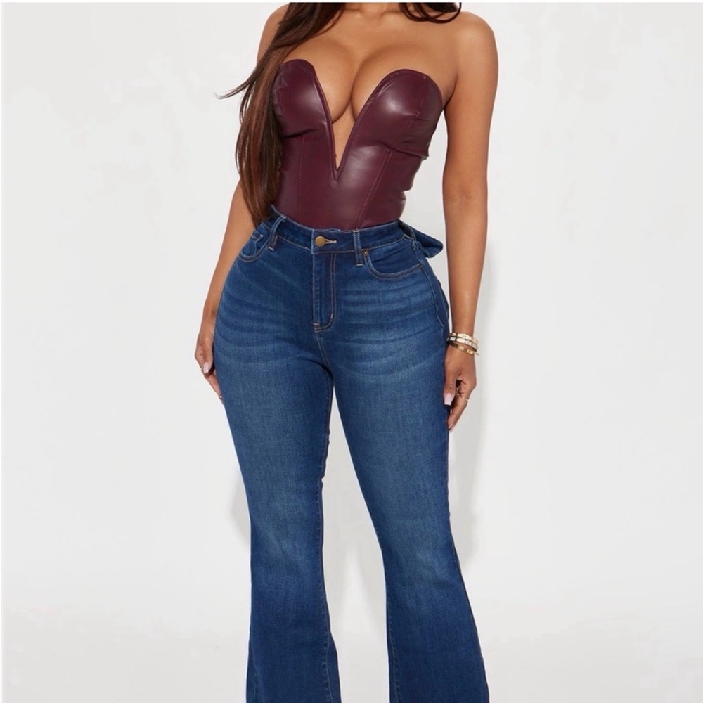 Fashion Nova Brianca Bow Dark Blue Flare Jeans - Picture 2 of 7